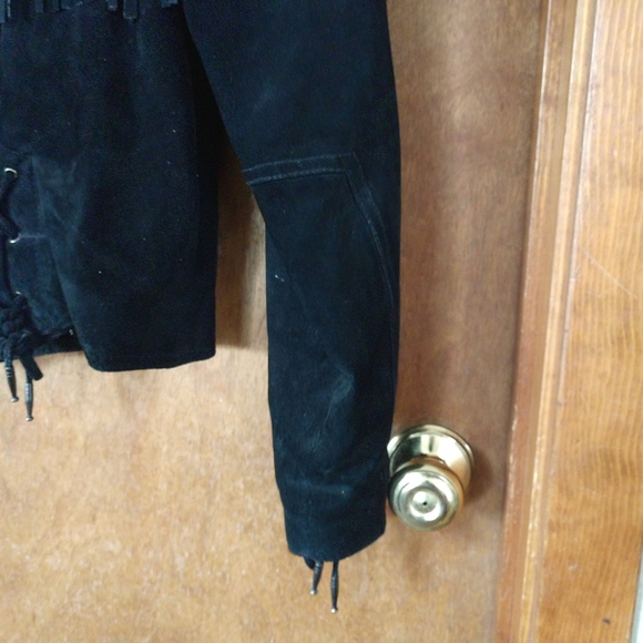 1980's Stoner Rocker Biker Fringe Black Leather Suede Jacket - Picture 10 of 11